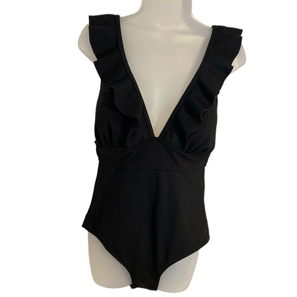 SHEIN deep v-neck ruffled one-piece swimsuit, lace up back, size XL - Picture 2 of 8